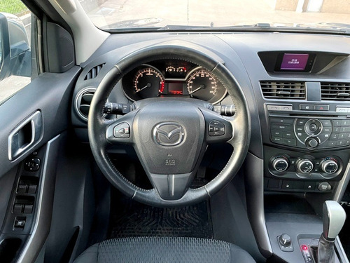 Imagen 9 de 14 de Mazda Bt-50 Sdx 4x4 At Año 2019