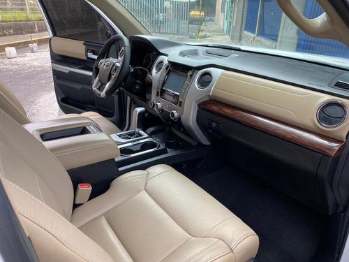 Toyota Tundra 2015 5.7 Limited Doble V8 4x4 At