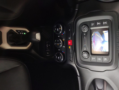 Imagem 9 de 11 de Jeep Renegade Longitude 1.8 Vinho 2018