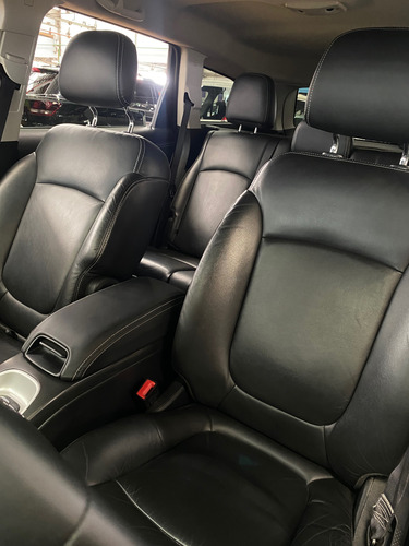 Dodge Journey 2.4 Sxt 7 Pasajeros At
