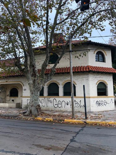 Chalet En Esquina Vicente Lopez Zona Norte