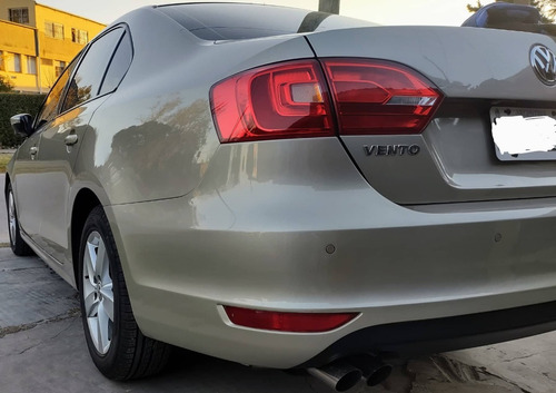 Imagen 3 de 5 de Volkswagen Vento 2.5 Luxury