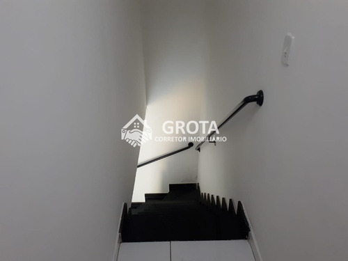 Imagem 7 de 17 de Lindo Sobrado Para Venda No Bairro Vila Carmosina, 2 Dorm, 2 Suíte, 1 Vagas, 64 M - 1813