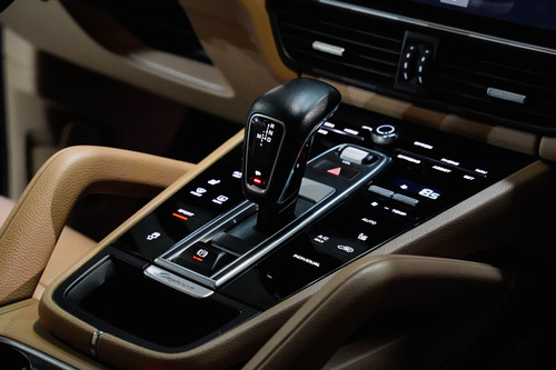 Porsche Cayenne 3.6 Plinum Edition At