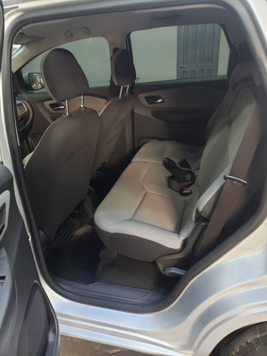 Imagen 11 de 14 de Chevrolet Spin 1.8 Ltz 7as 105cv 2017 Famaautos