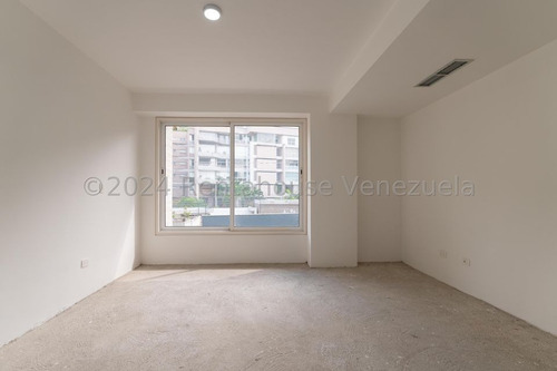 Apartamento En Venta Los Palos Grandes Mls #23-27462