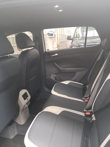 Imagen 12 de 15 de Volkswagen T-cross 2022 1.0 200 Tsi Highline Aut