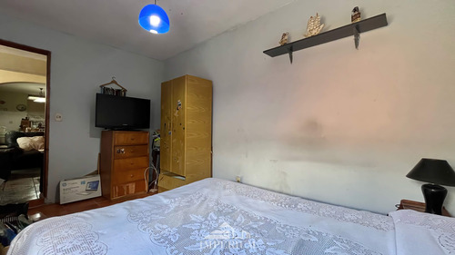 Casa De 3 Dormitorios Con Local Comercial !!!
