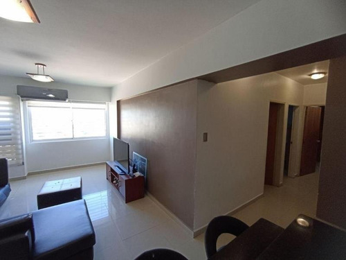 Imagen 4 de 13 de Gabriel Rivas Vende Apartamento En Res. Taguay Suites Urb. Mañongo Cod: Foa-1874