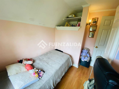 Casa En Venta De 3 Dorm Y 2 Bañ En La Comuna De El Bosque