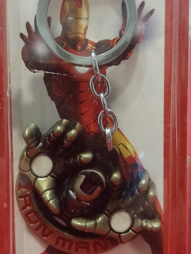 Llavero De Metal - Iron Man Volando * *