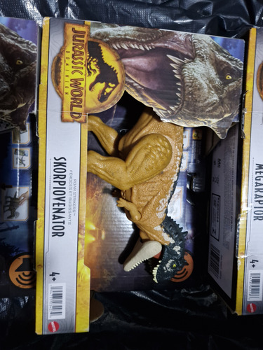 Jurassic World Paquete 4 Dinosaurios Nuevos (Usado)