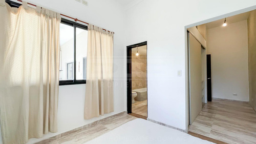 Casa 4 Dormitorios Venta - Boulogne