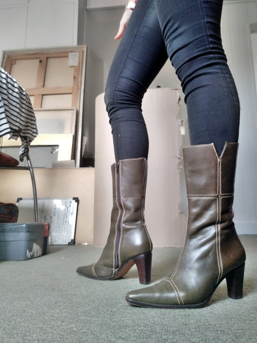 Botas Cuero Impecables. Cania Alta. Taco Alto