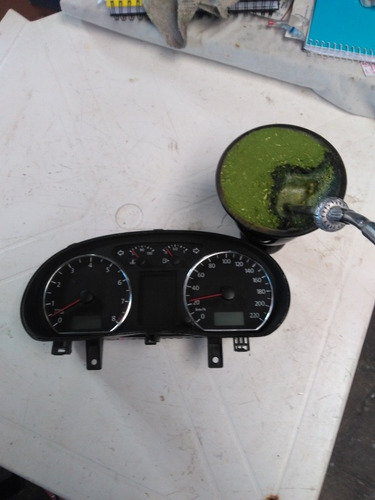 Painel De Instrumentos Vw Polo, Usado.obs Esta Sem O Acrílic (Usado)