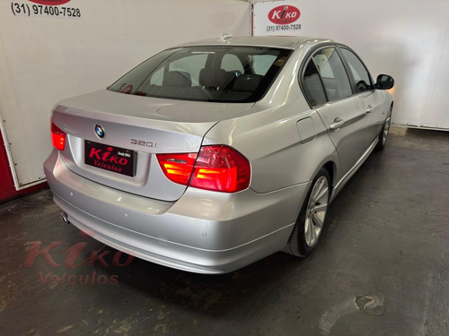 BMW 320 320i AT