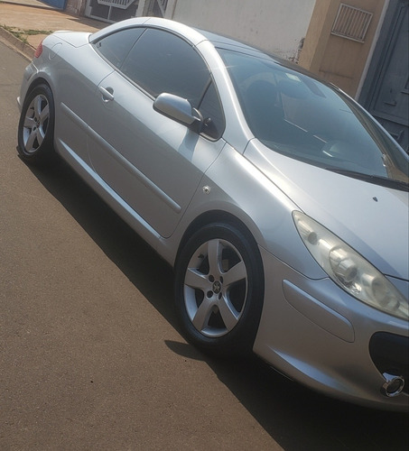 Imagem 3 de 5 de Peugeot 307 Cc 2008 2.0 Aut. 2p