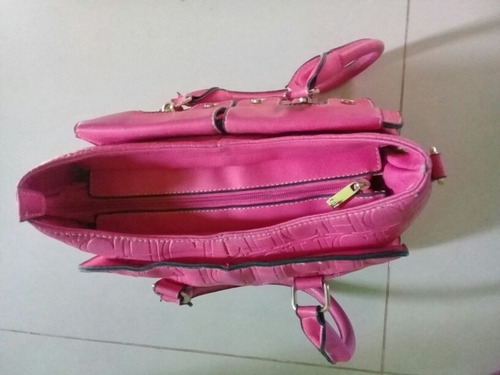 Cartera Bolso Carolina Herrera Color Fucsia.