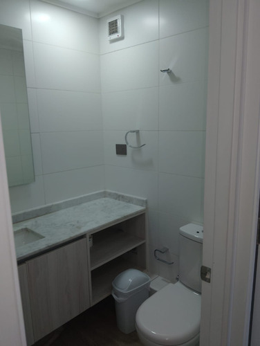 Amoblado O Semi, Arriendo Hermoso Y Cómodo Depto, Est. Bodg
