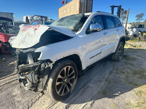 Grand Cherokee V8 4x4 2018 Por Partes, Yonke