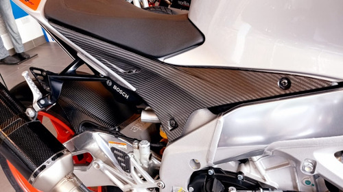 Aprilia Rsv4