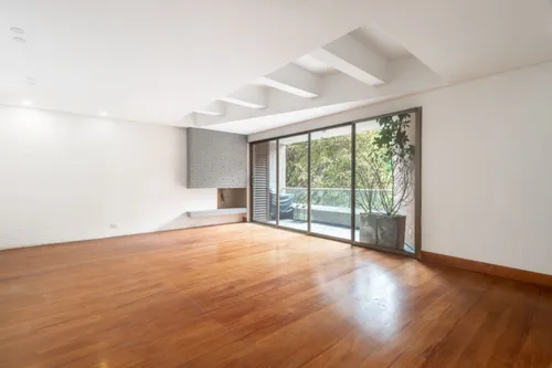 Apartamento En Venta En Los Rosales. Cod V15140