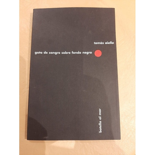 Gota De Sangre Sobre Fondo Negro