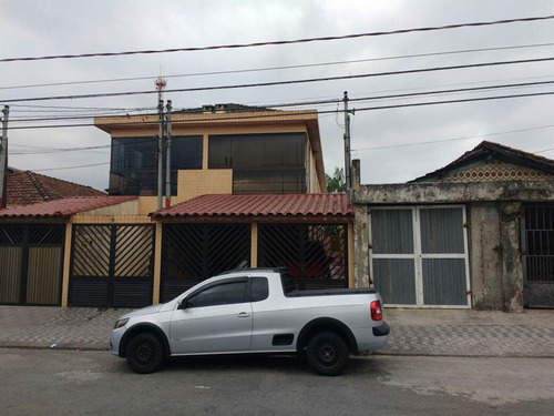 Casa Em Praia Grande Com 2 Dormitórios Em São Vicente - Nli7052