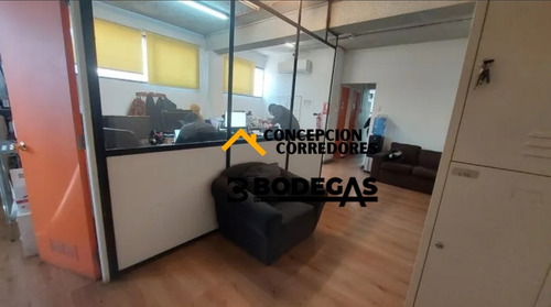 Arriendo Bodega De 984m2 C/oficina En Indepndencia