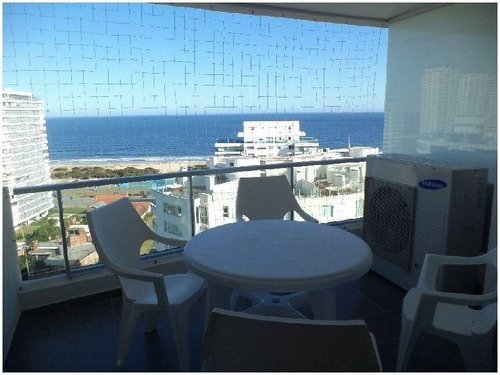 Apartamento En Alquiler Por Temporada De 3 Dormitorios En Playa Brava