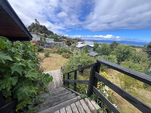 Hermosa Casa Con Vista Al Lago Ranco.