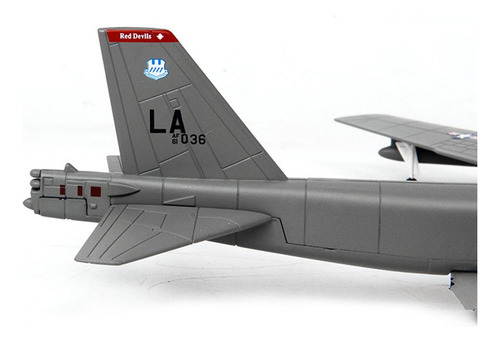 Modelo De Bombardero Americano De Aleación Fundida A 1: 200
