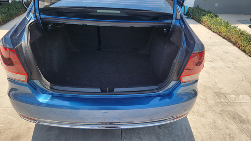 Volkswagen Vento 1.6 Confortline At
