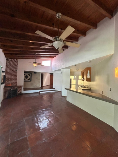 Casa En Renta En Lomas De Cocoyoc