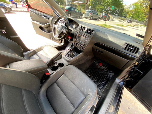 Volkswagen Vento 2.5 Luxury 170cv 2012
