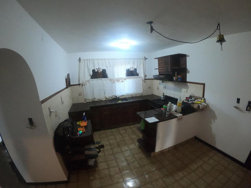 Casa S/ El Burlisto 2000 - Circ. 1ra - Ciudad Evita