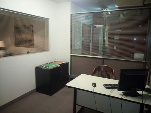 Suipacha Y Rivadavia, Excelente Oficina 156 M2