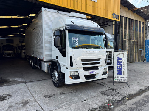 Iveco Tector 240e28s 2012/2013 Baú 8,50 X 2.95