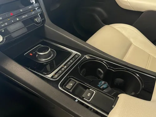 Jaguar F-PACE 3.0 Prestige At