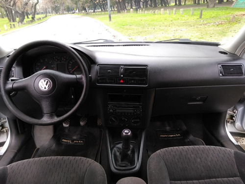 Volkswagen Golf 1.6 Format