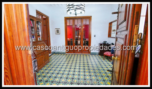 Imagen 2 de 14 de Venta Hermoso De Estilo Edificio Muy Bien Mantenido