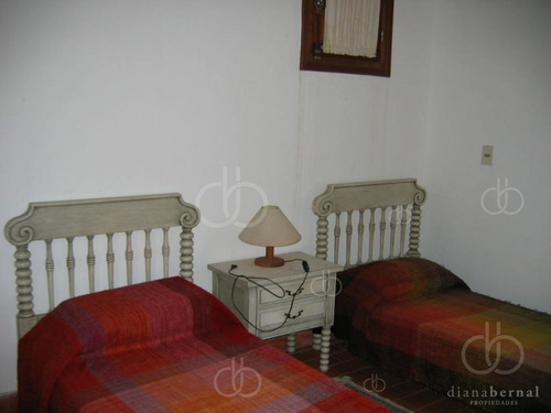 Imagen 12 de 29 de Punta Del Este, Chalet Con Gran Jardín, 4 Dormitorios Y Piscina-