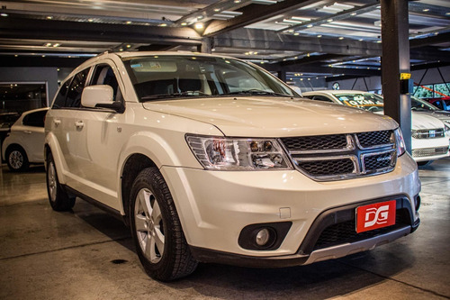 Imagen 6 de 15 de Dodge Journey 2.4n Se At 7 As 142.000km 2013 Blanco