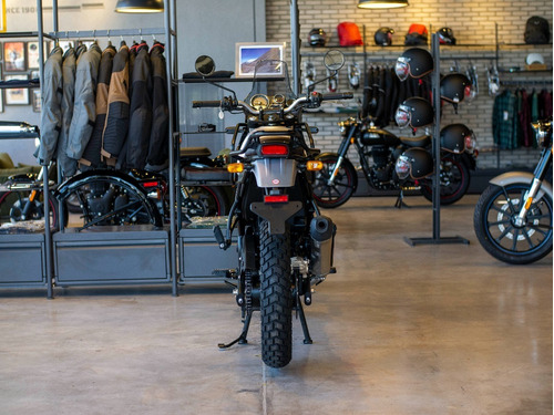 Imagen 13 de 25 de Royal Enfield Himalayan Mirage Silver