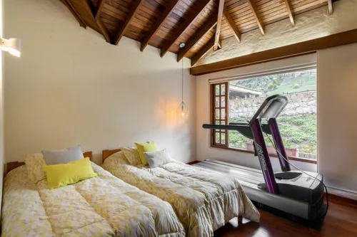 Casa En Venta En La Calera. Cod V10488