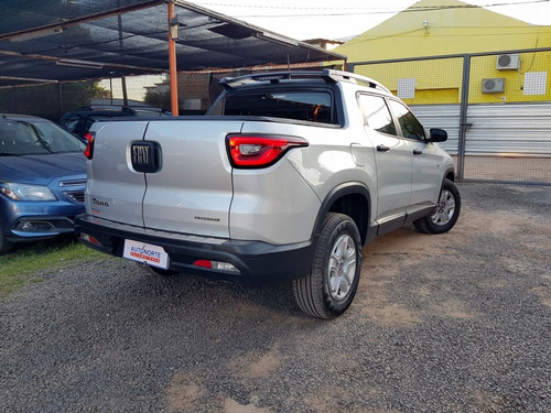 Imagen 3 de 15 de Fiat Toro 2.0 Tdi Freedom 4x2 Manual De 6ta