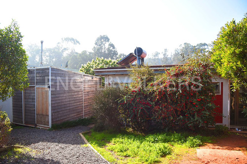 Venta De Casa En Los Claveles.algarrobo..