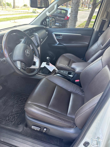 Toyota SW4 2.8 Srx 177cv 4x4 7as