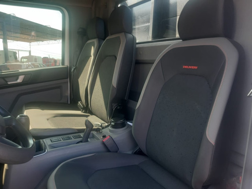 Imagem 4 de 11 de Vw 11-180