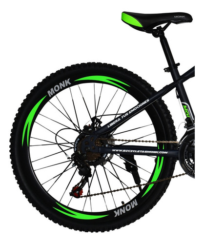 Imagen 3 de 3 de Mountain bike Monk INXSS 2021 R26 18" 21v color negro/verde con pie de apoyo